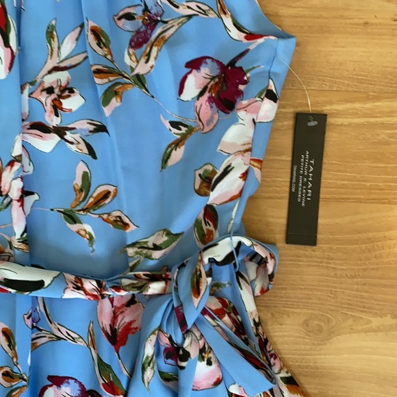 Tahari Women’s Dress - Picture 10 of 16